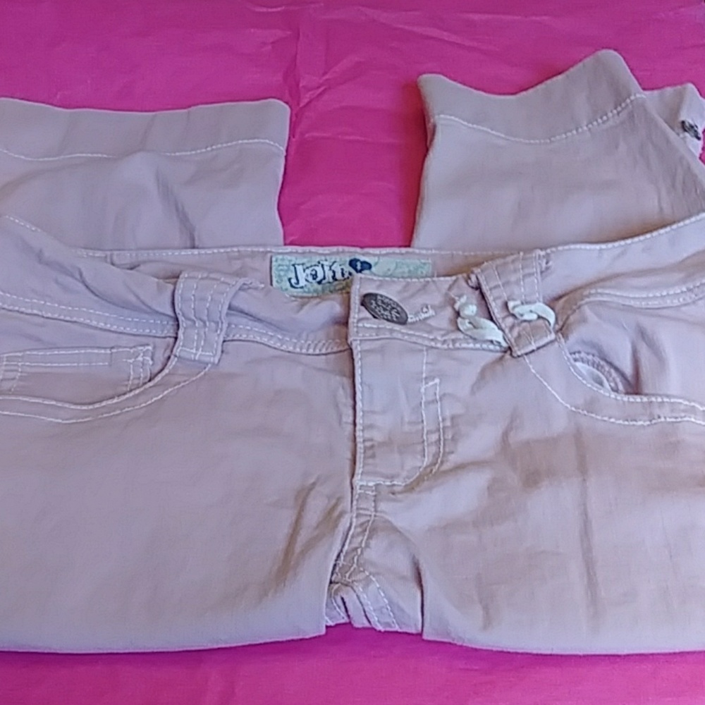 Jolt pink capris